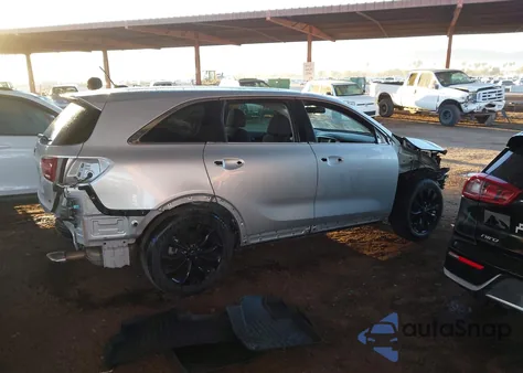 2019 Kia Sorento 3.3L S z USA, uszkodzony, nr VIN 5XYPG4A59KG590661